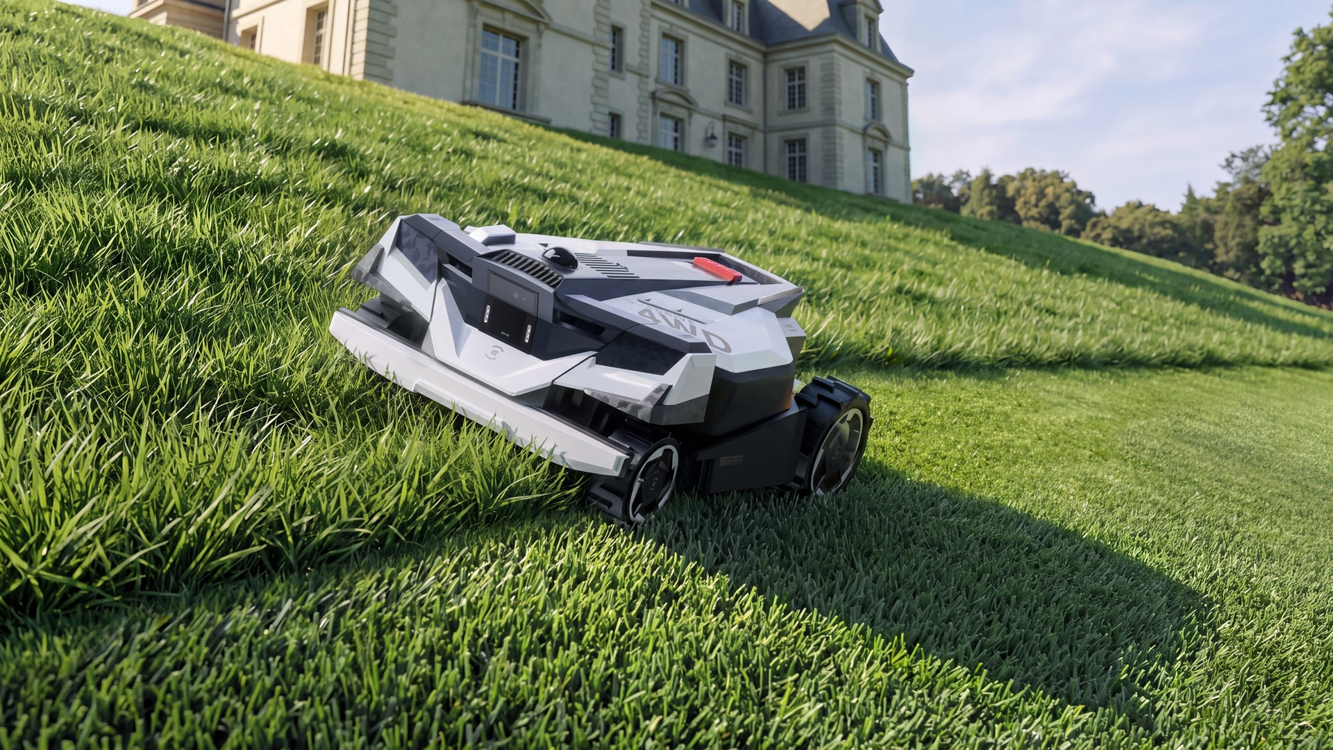 GOAT XT10000 en tonte sur une pente